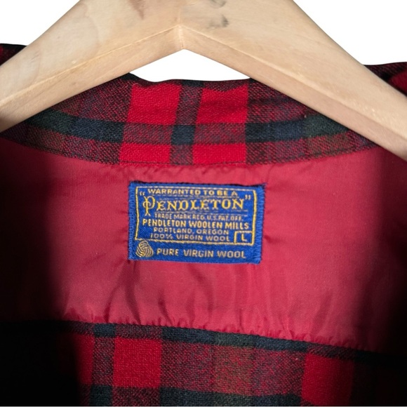 PENDLETON Vintage Plaid Virgin Wool Flannel in red / forest green - Picture 9 of 10